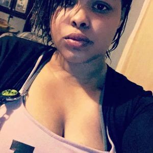 Meet your Posher, Briana